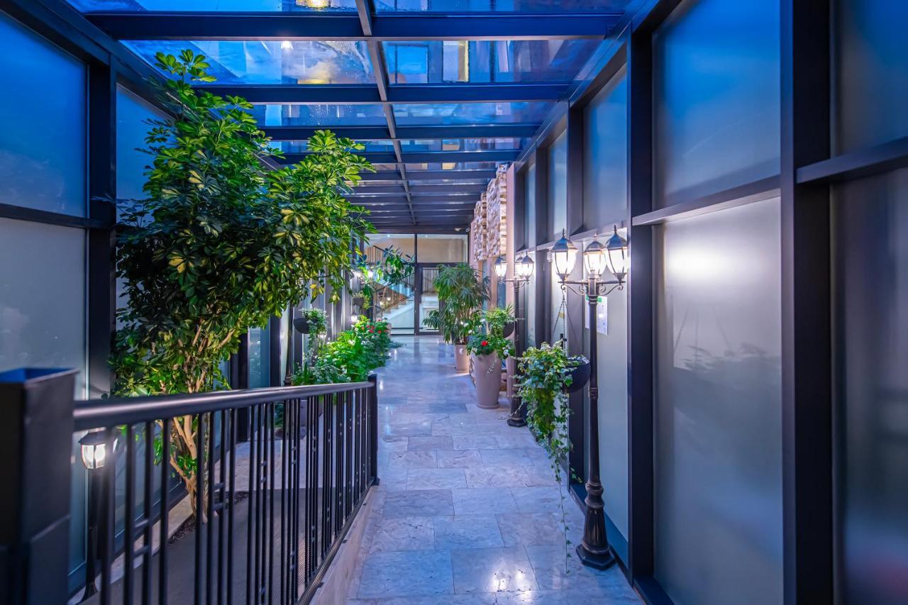 Reikartz Avlabari Tbilisi Exterior foto